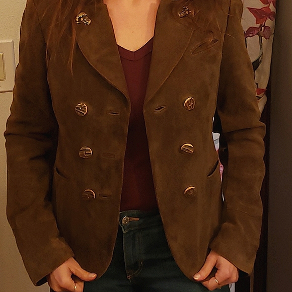 Suede leather jacket with horn buttons - Picture 1 of 6